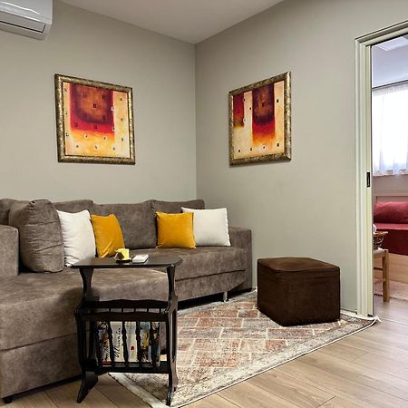 Home Away From Home Apartment Δυρράχιο Εξωτερικό φωτογραφία