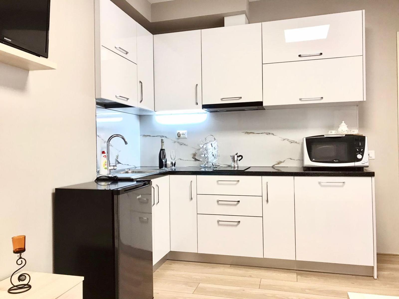 Home Away From Home Apartment Δυρράχιο Εξωτερικό φωτογραφία